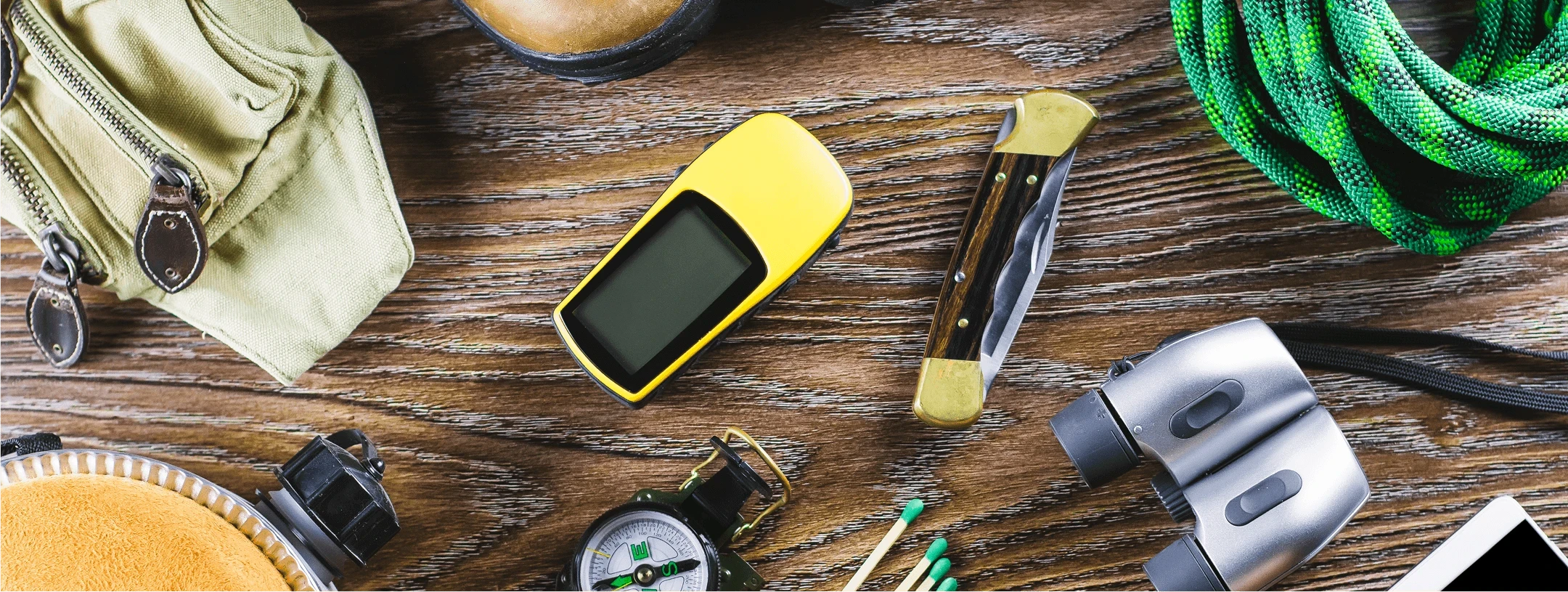 Electronics components and circuit boards