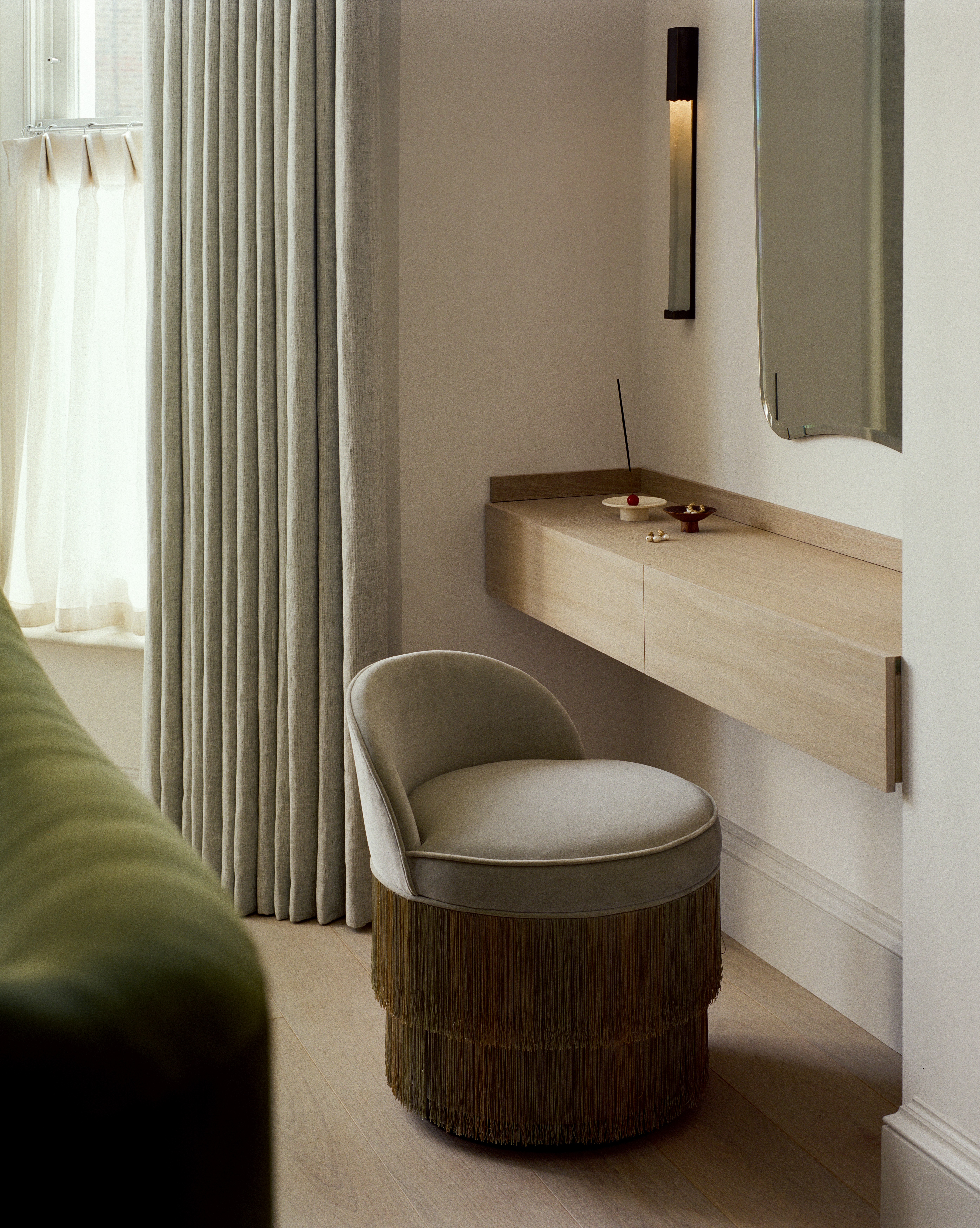 Clapham Common Bedroom Vanity