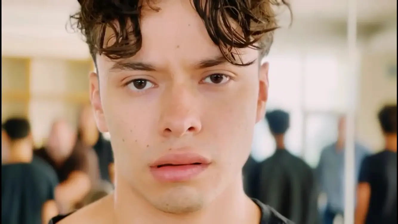 a black female model