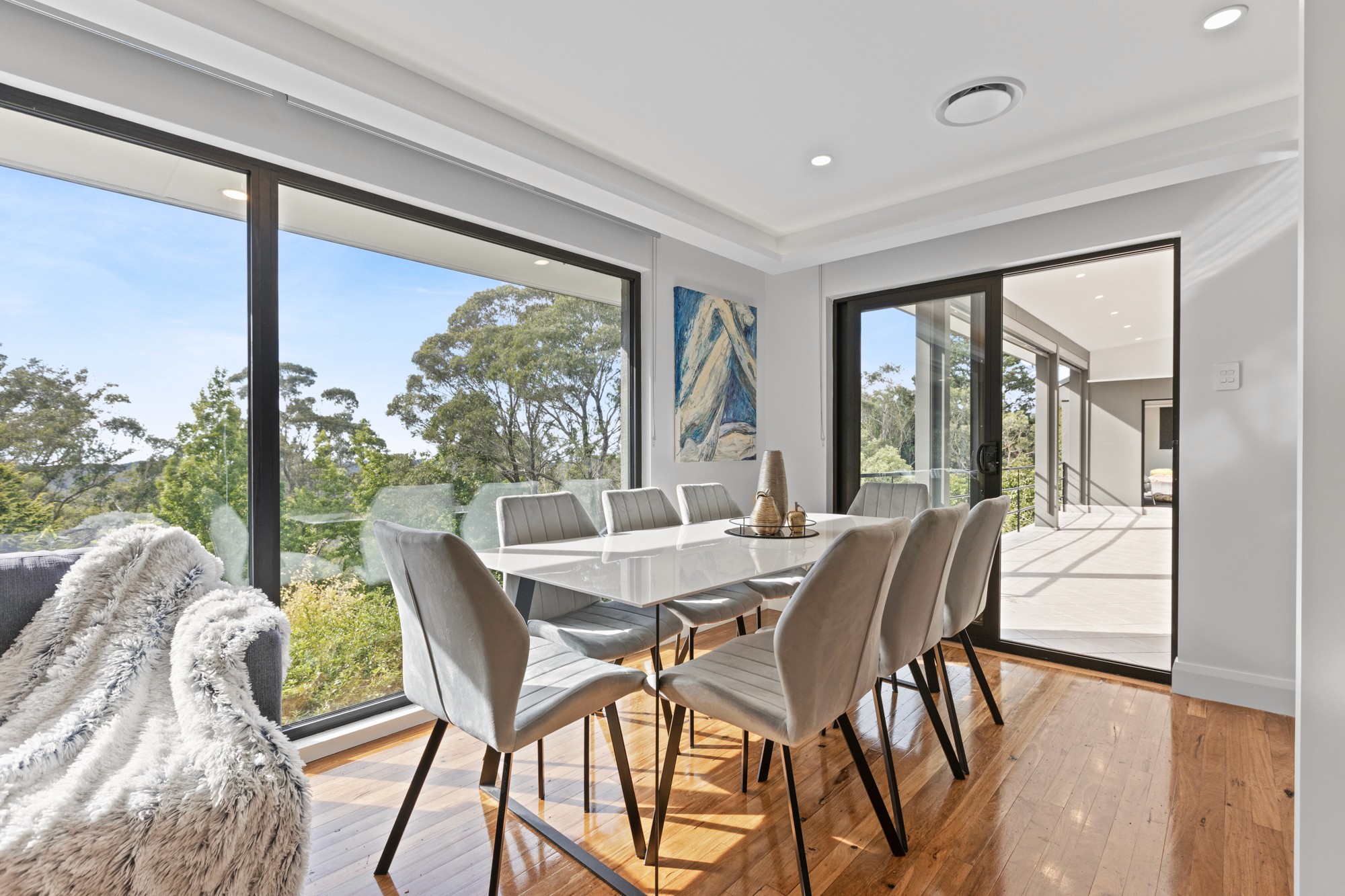 Image of Zen dining space