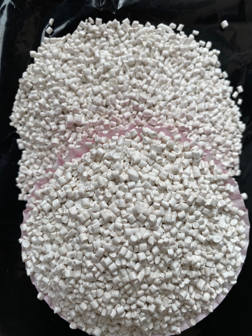 Product granules close-up