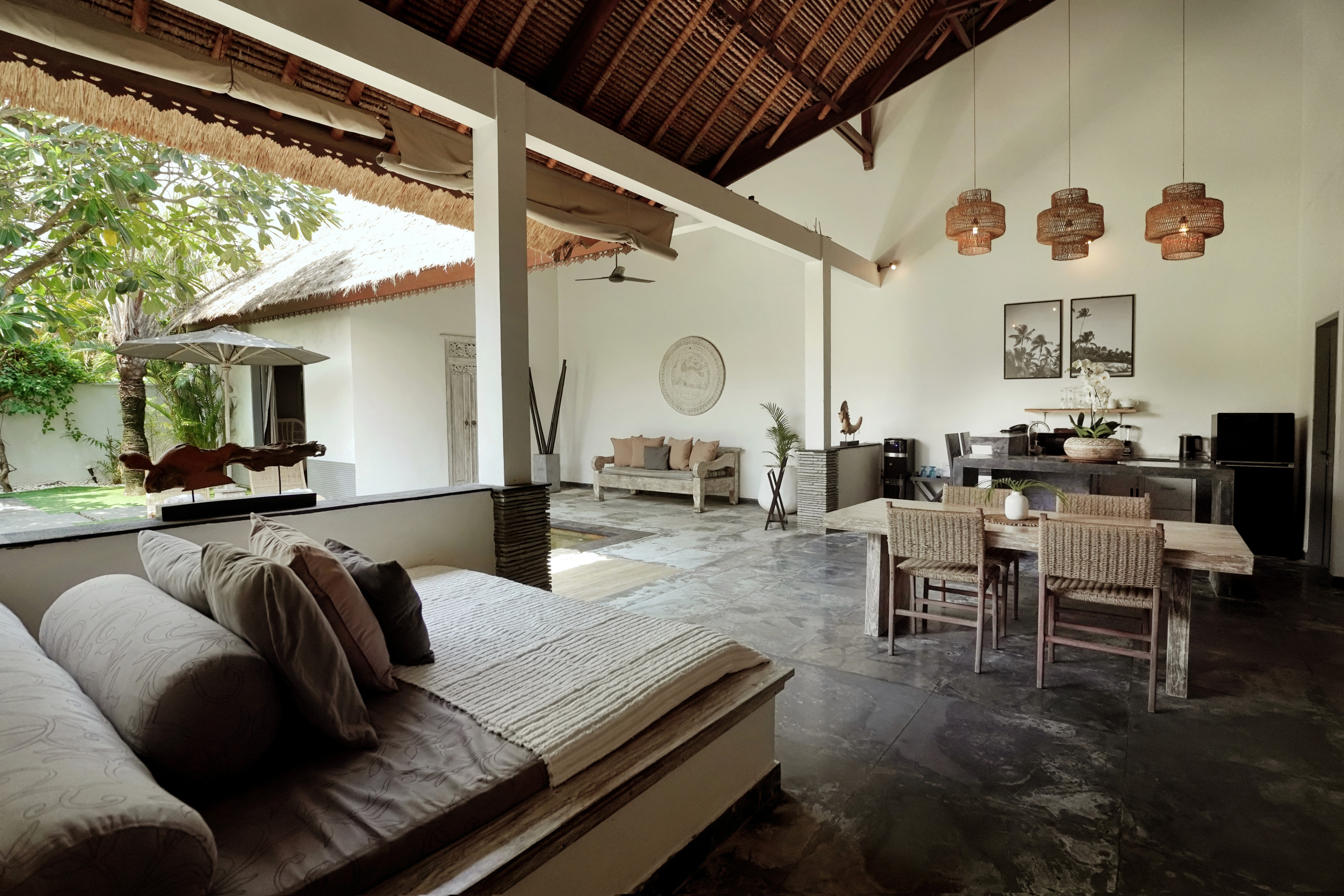 open-living-room-2-bedroom-villa-indiana-kenanga-bali-luxury-villa