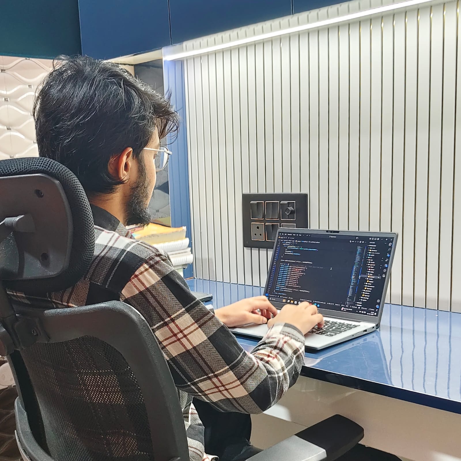 Woman with color palette