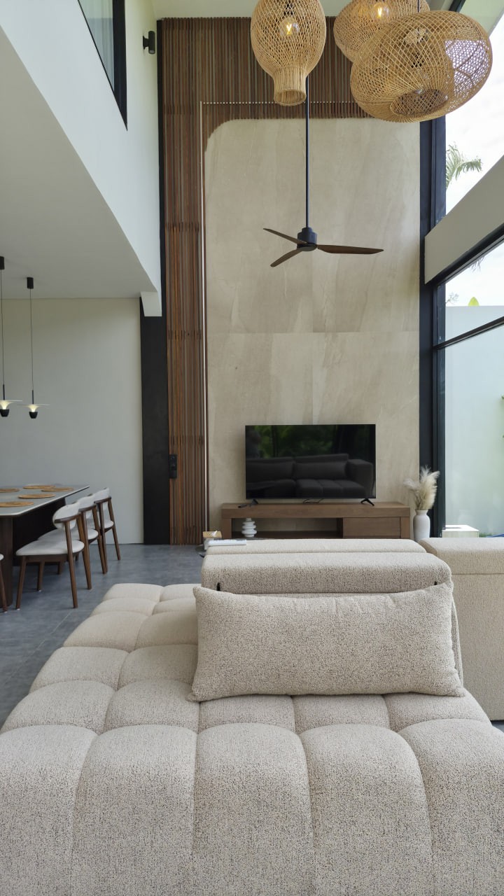 A three-level 4-bedroom villa with panoramic ocean views in Pererenan