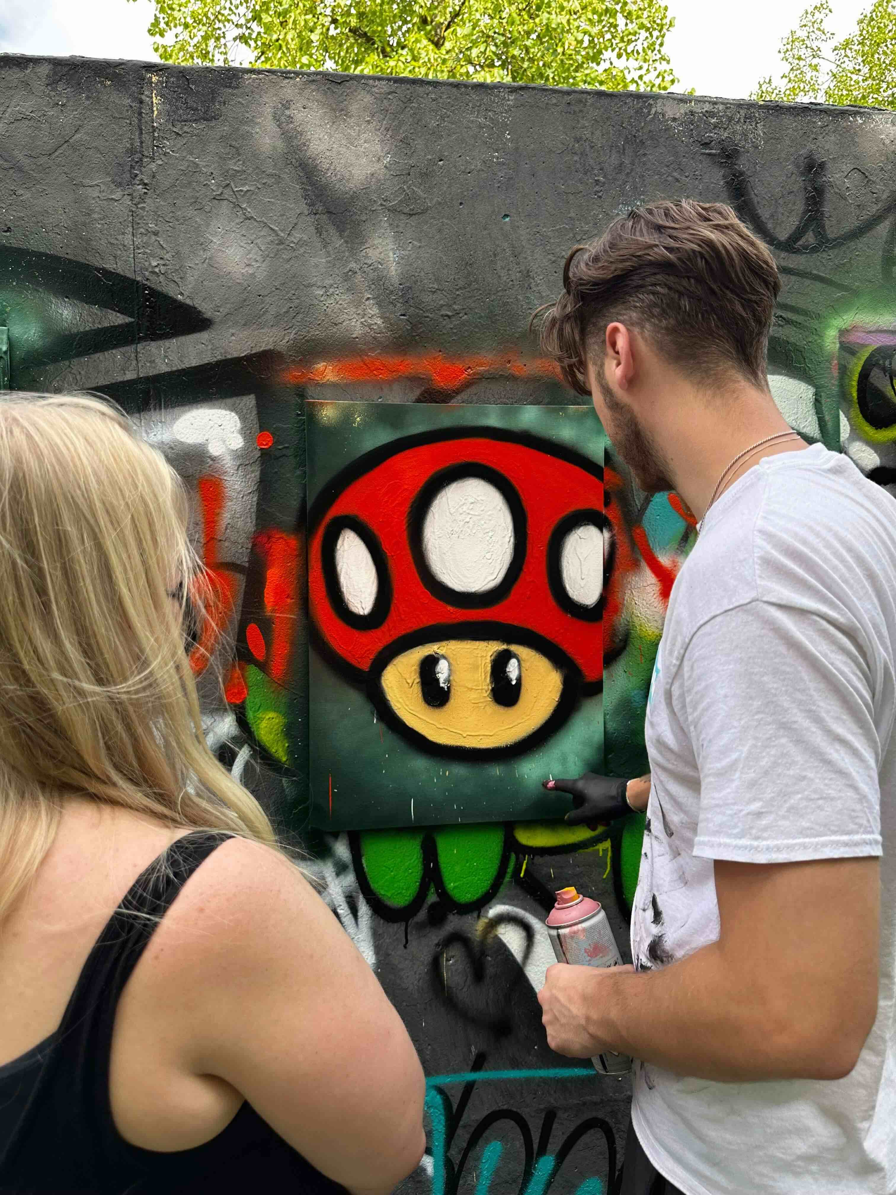 Graffiti-Workshop - Super Mario auf Leinwand