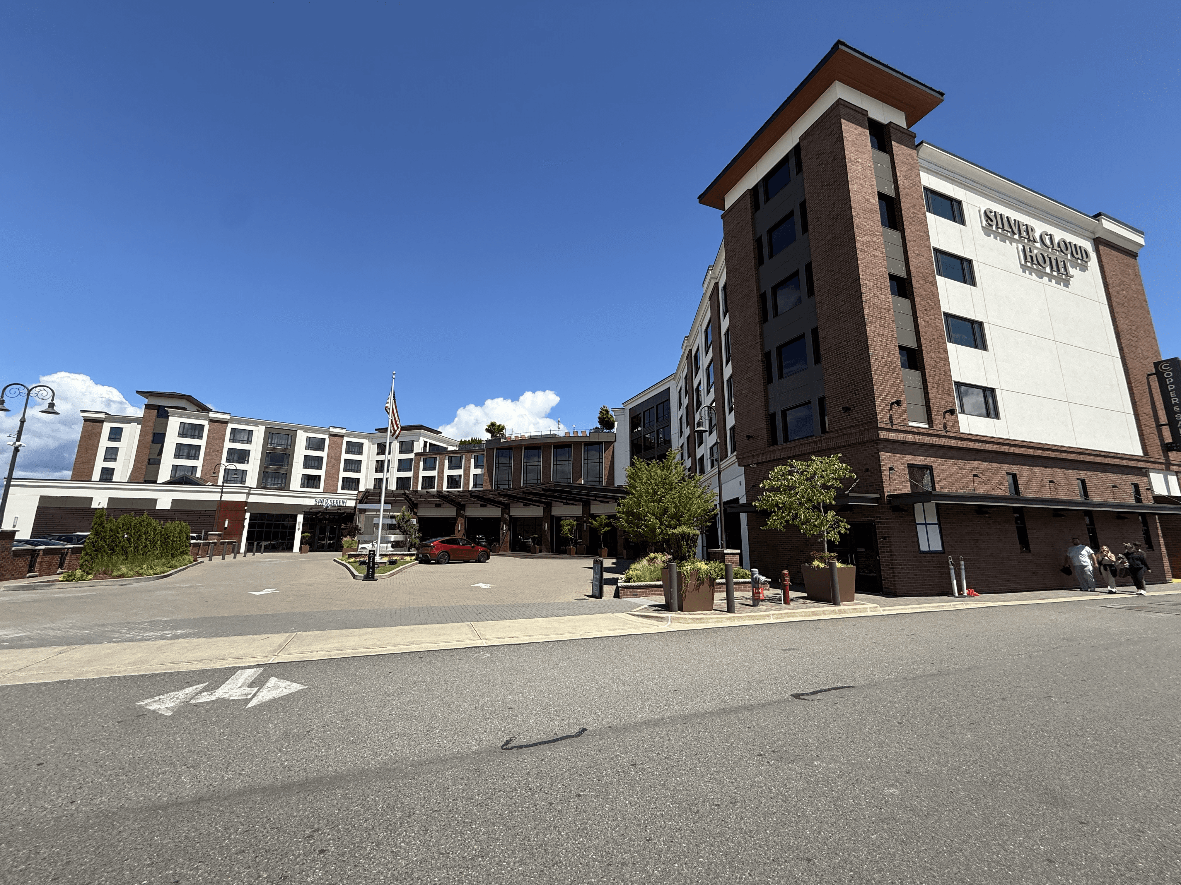Silver Cloud Hotel