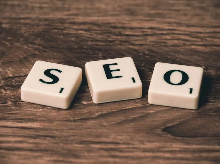 SEO or SEM: Choosing the Right Strategy for Your Prop Firm