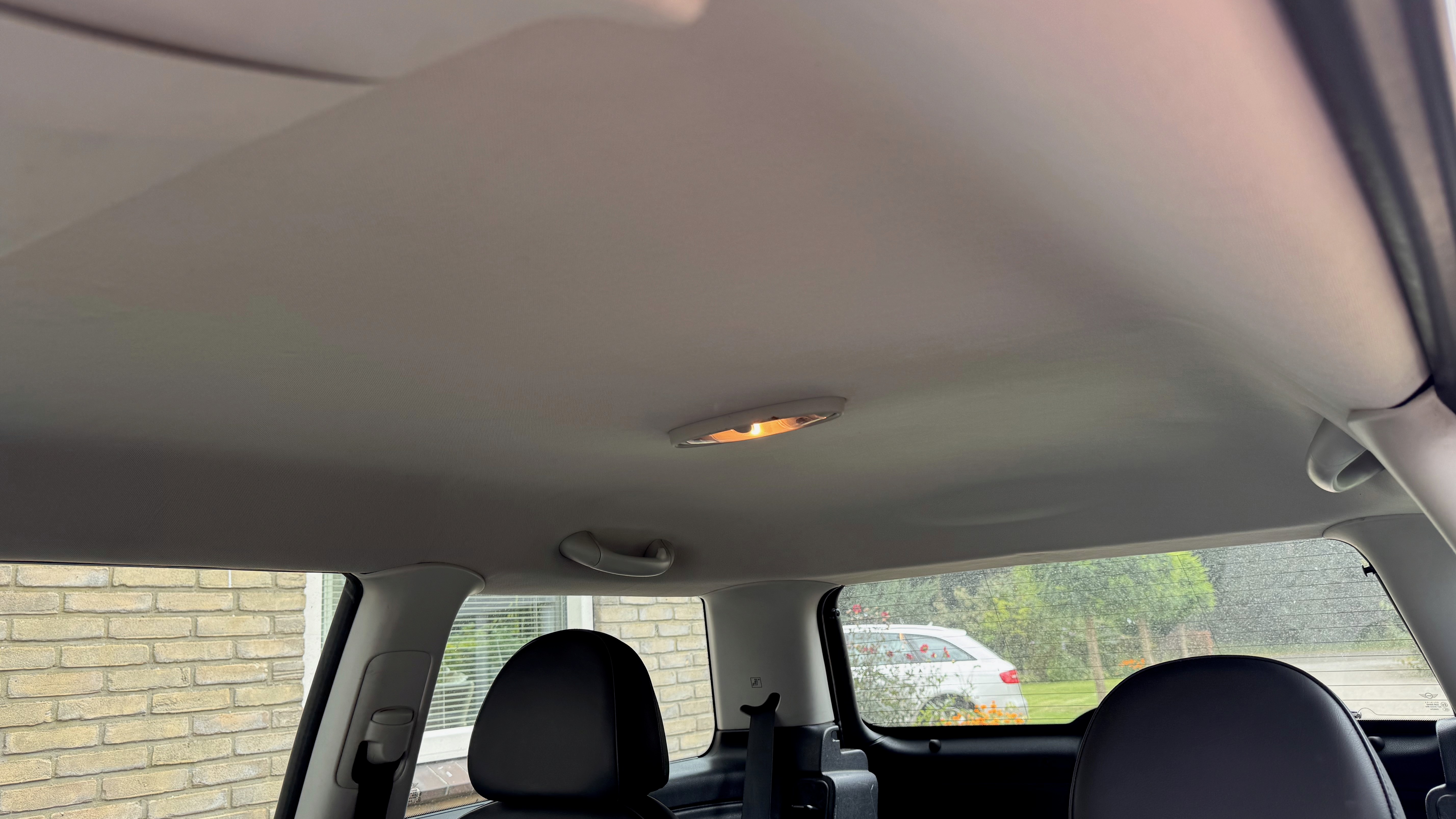 Hemelbekleding vervangen