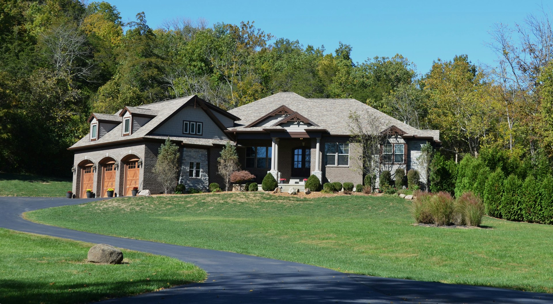 Red Deer Roofing Expert Repair
