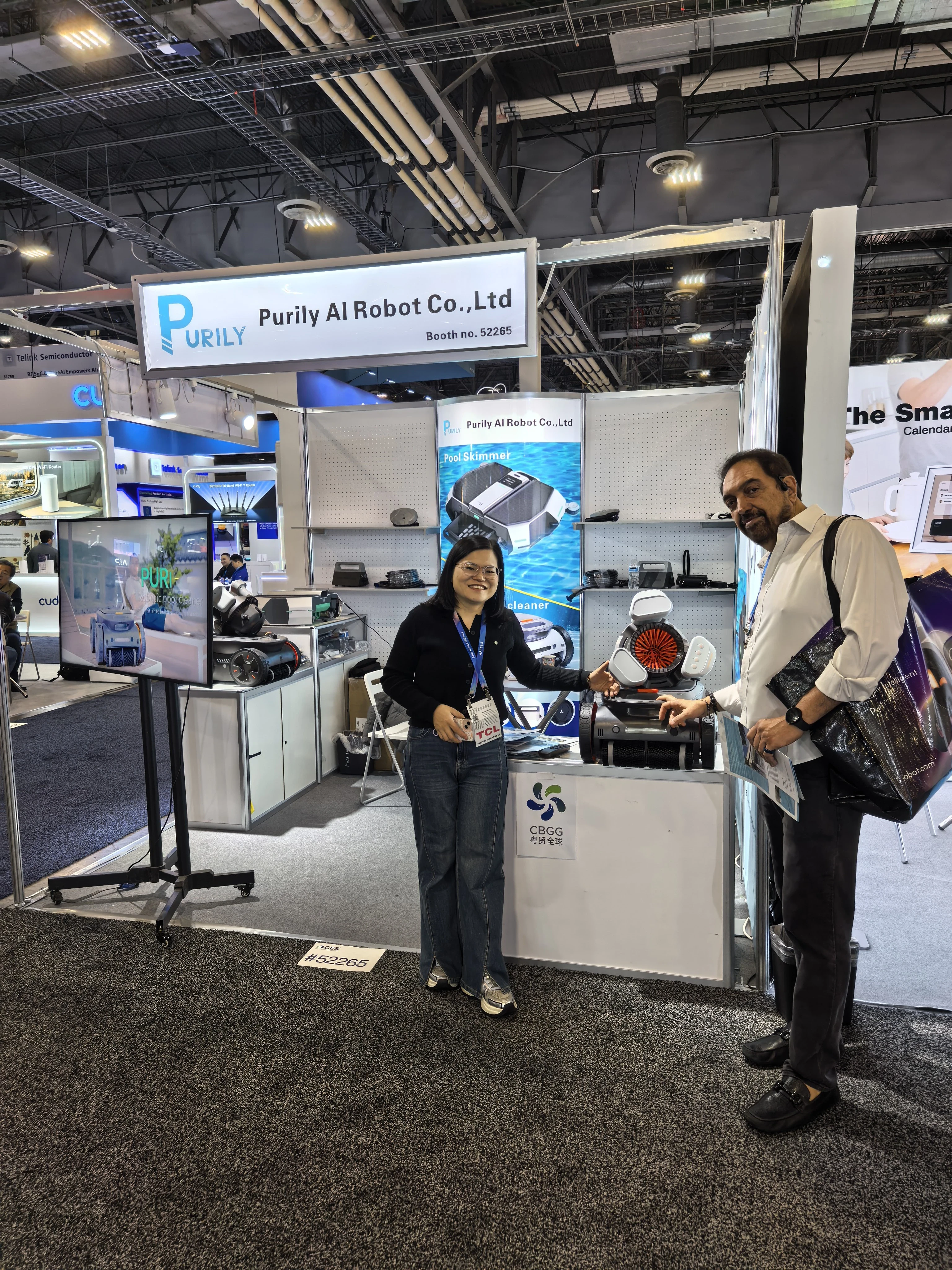 PURILY pool robot showcase at international exhibition