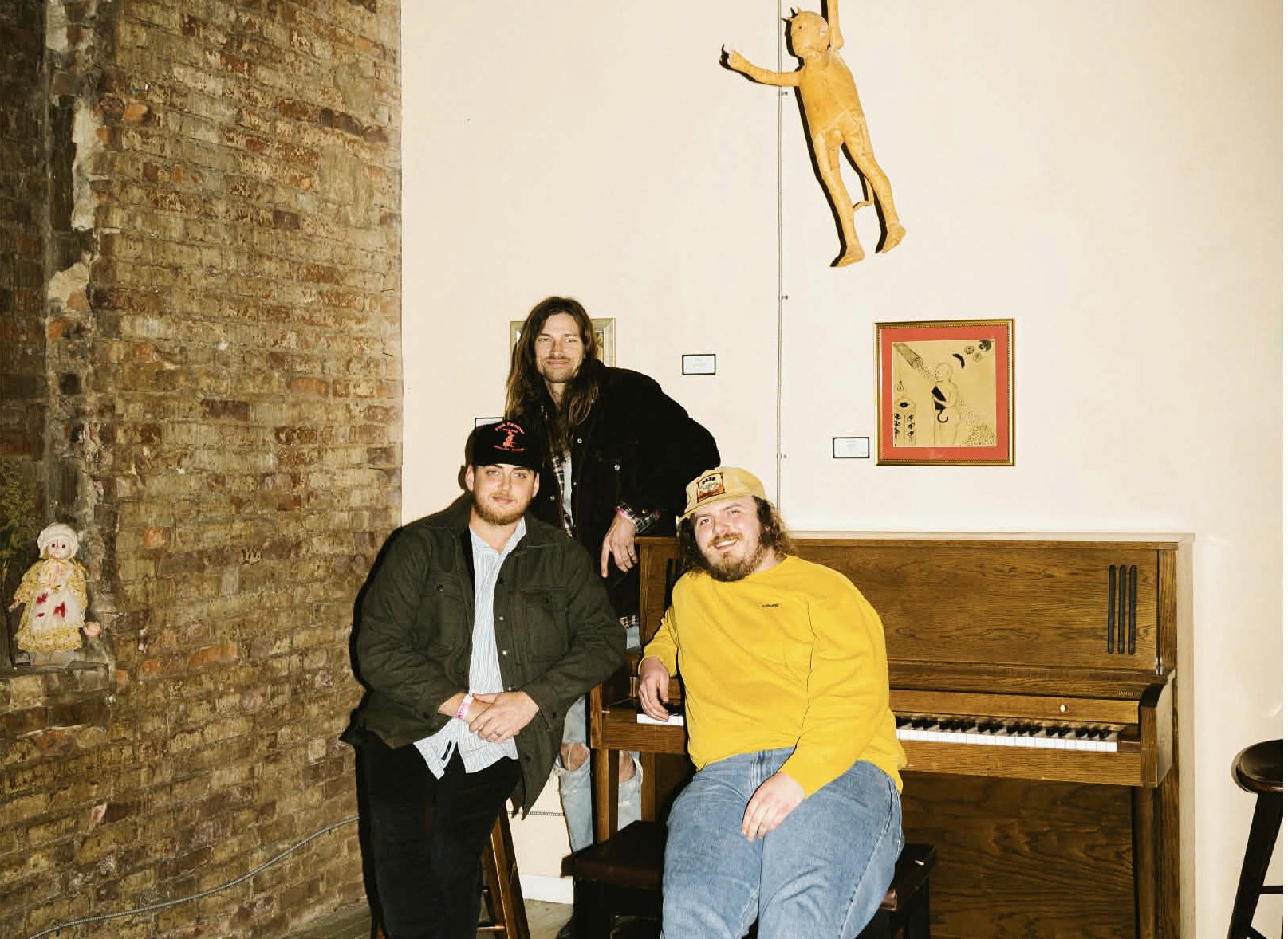  Photo by © Cidney Bundon