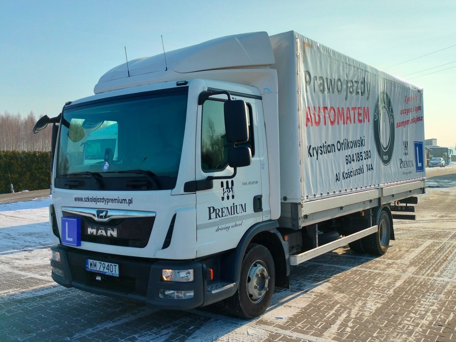 OSK Premium szkoła jazdy Mustang kurs kat B