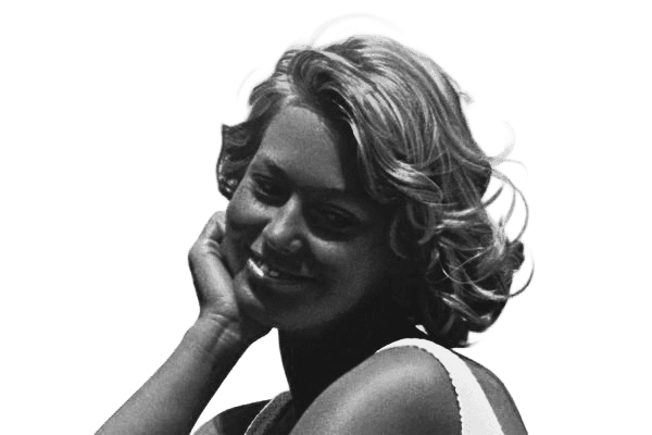 beautiful blonde haired girl