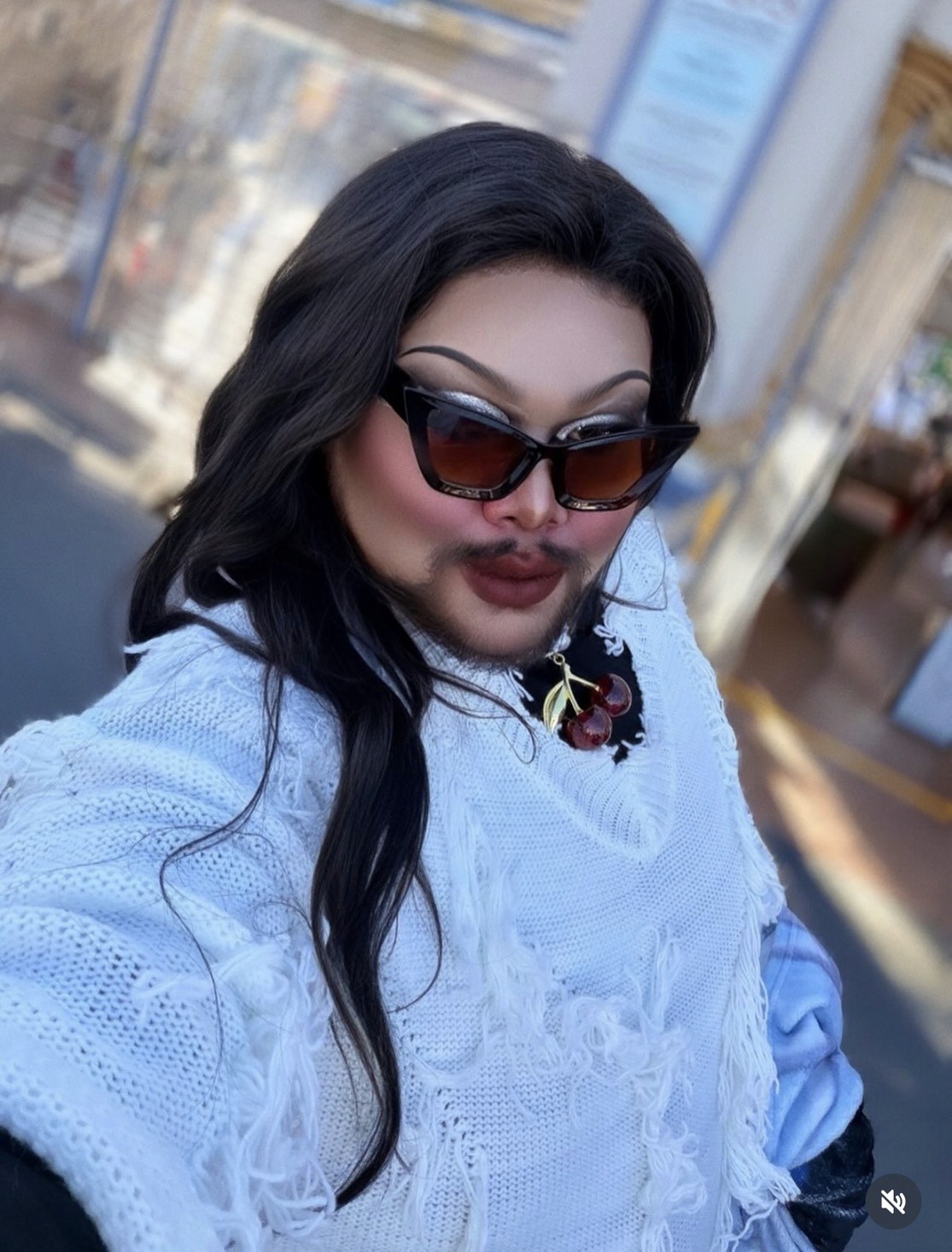 person holding kettle cooked potato chips