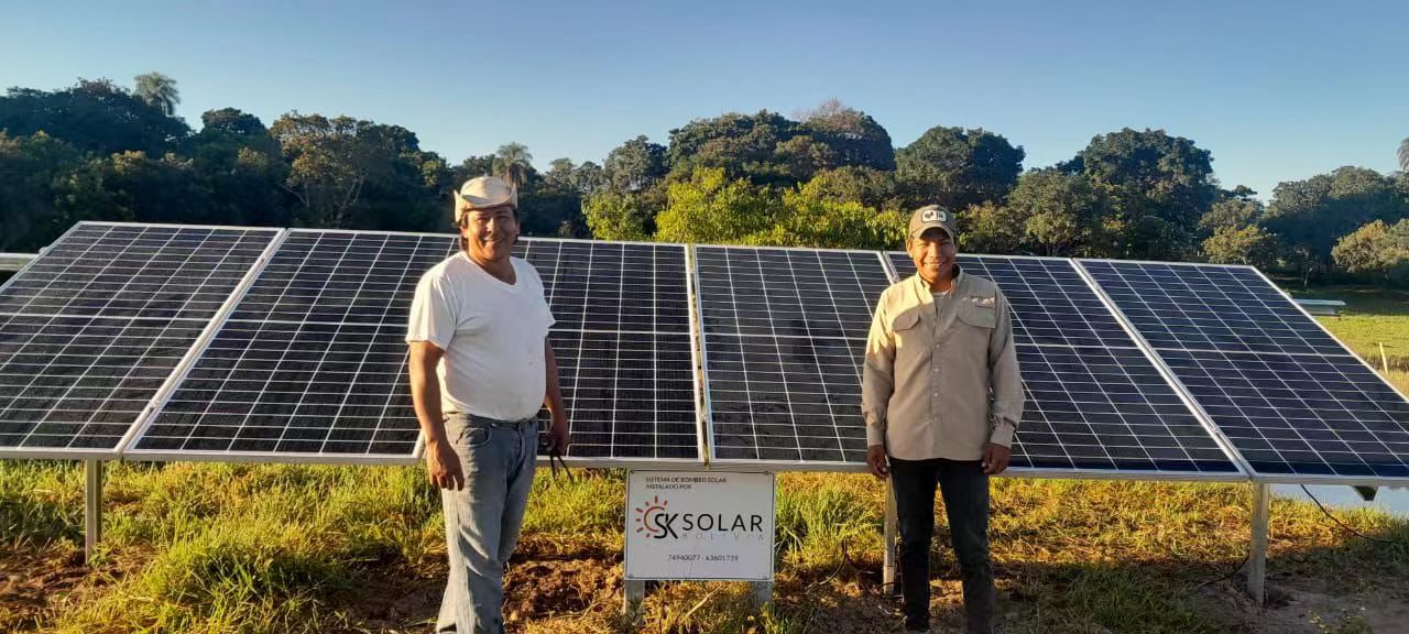 hook up the solar panels to deep weel water pump