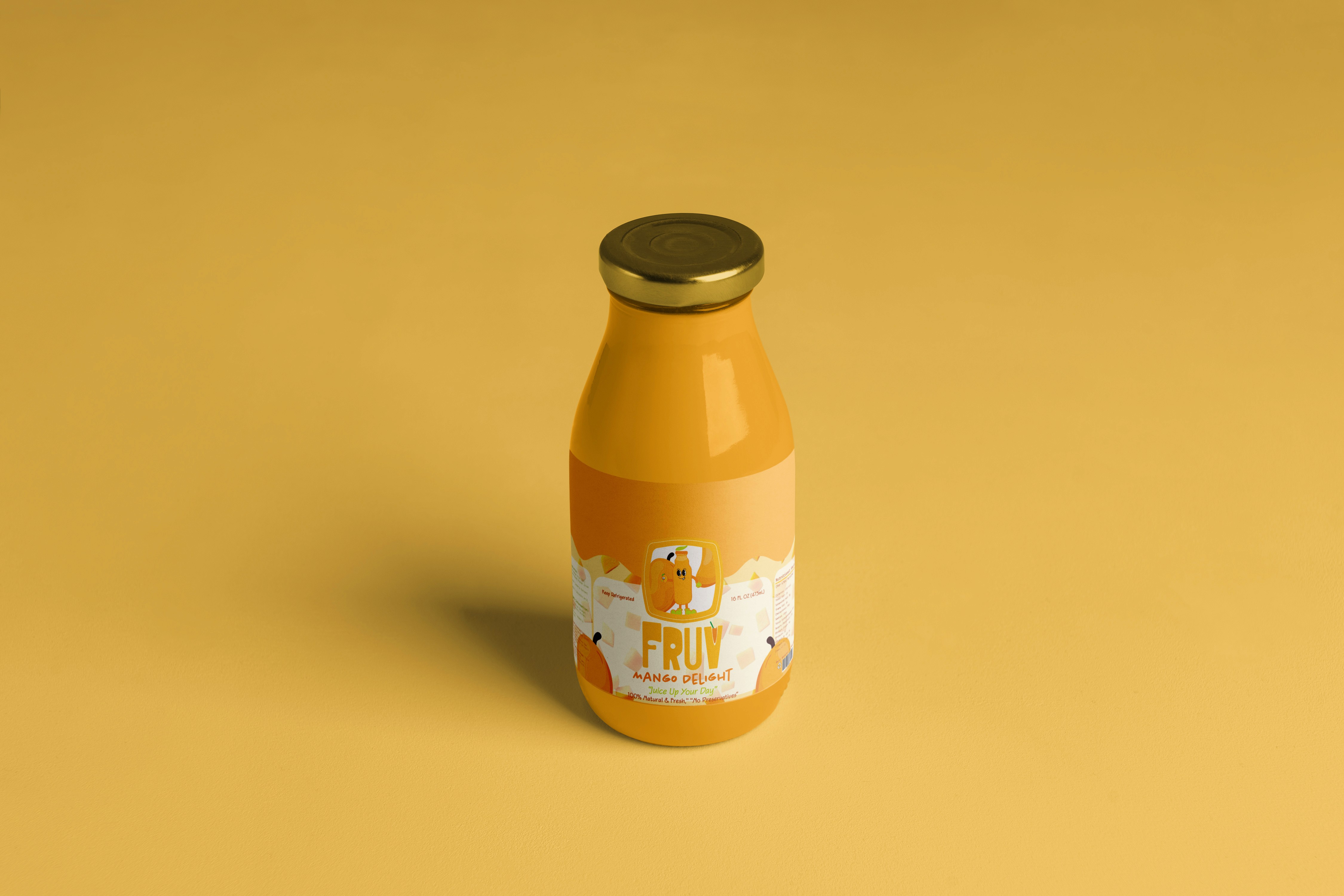 alt="FRUV juice branding project mockup main 1">