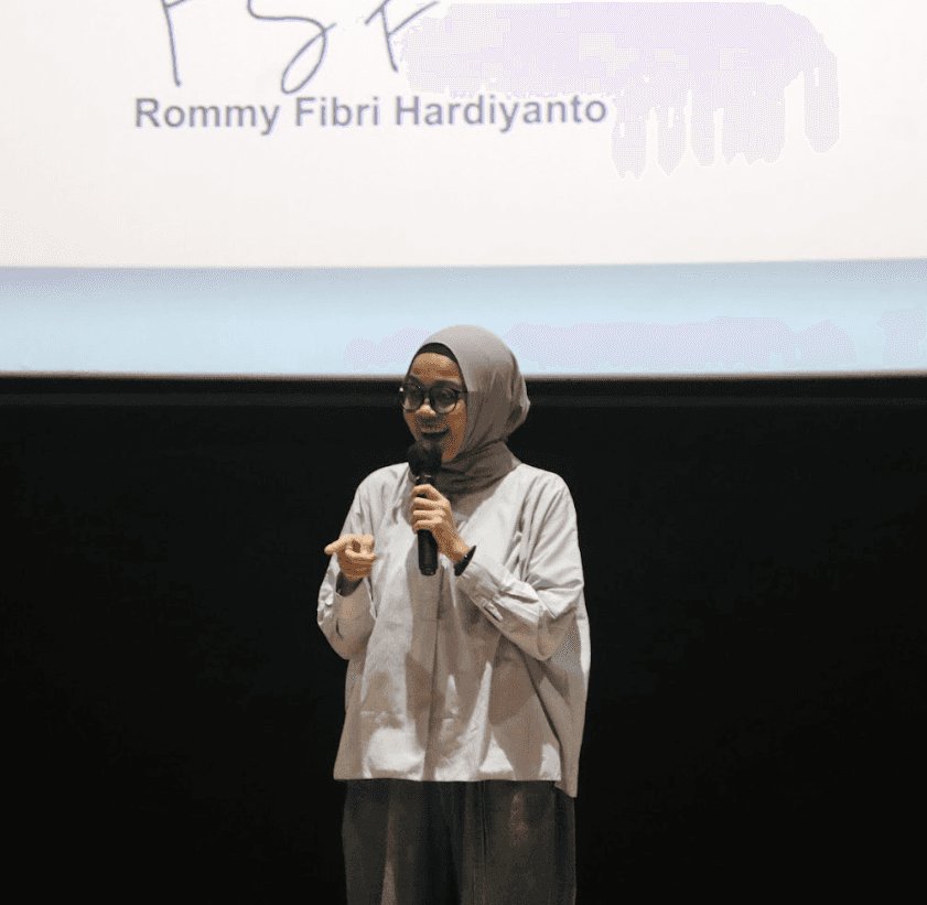 Foto Sister's Movie Date