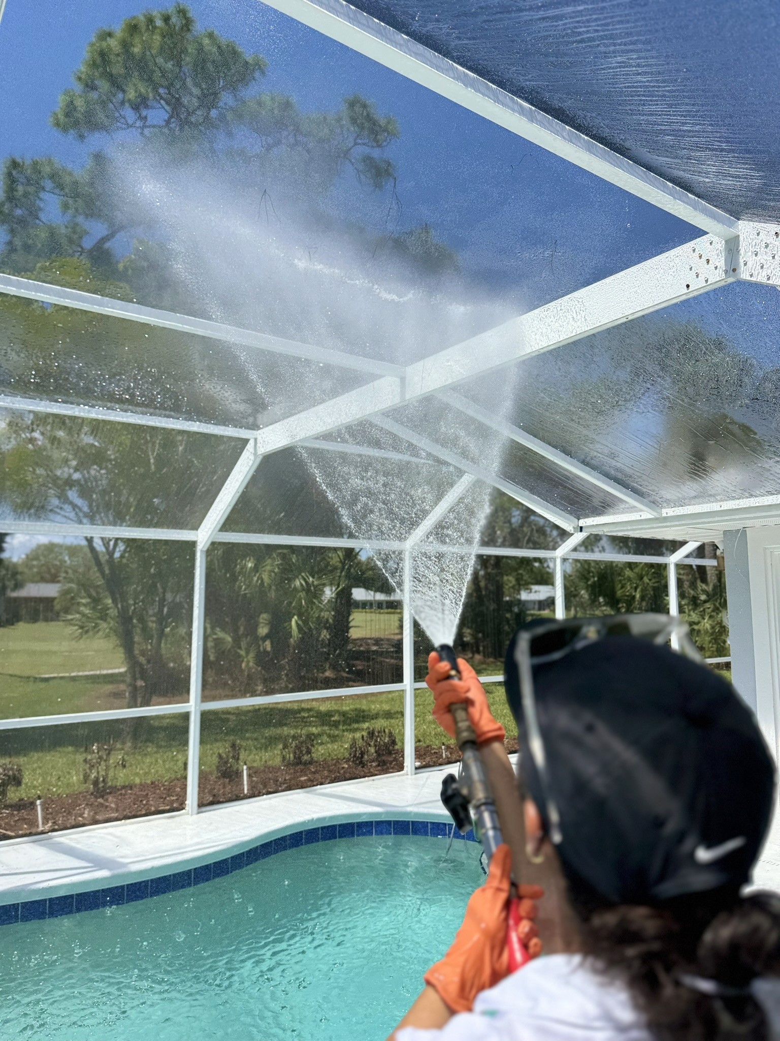 Soft Washing Screen Enclosure