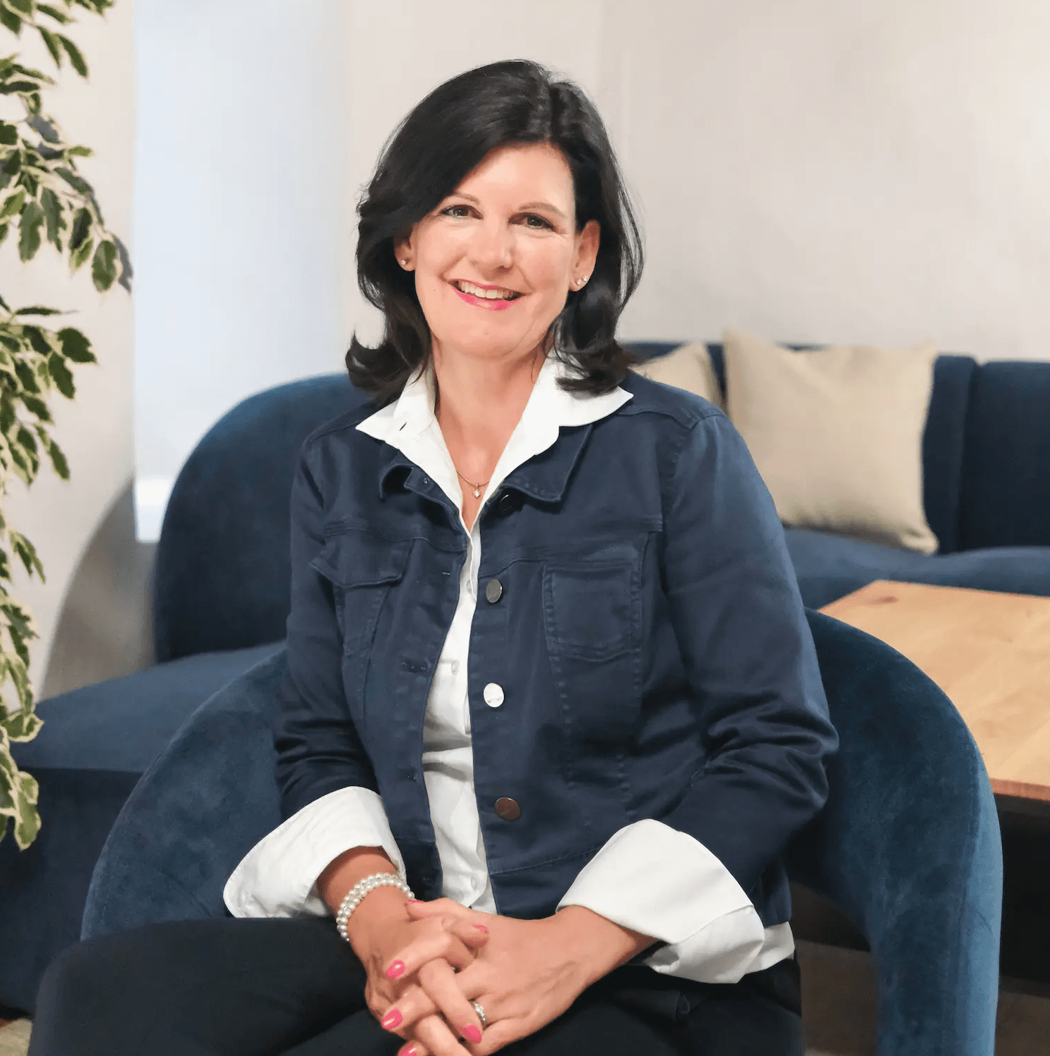 Portraitbild von Amanda Seiler als Immobilienmaklerin bei Kocher Immobilien AG