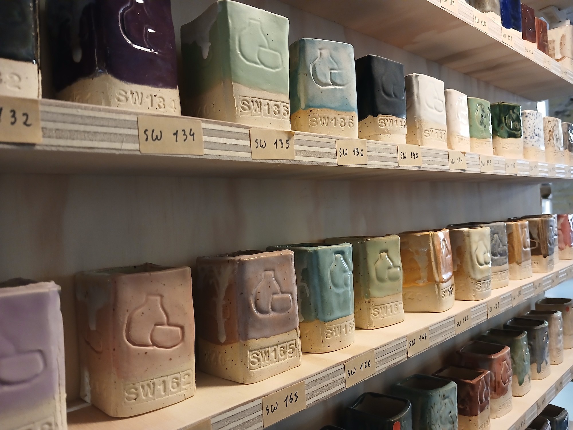 glaze samples of our collection of Mayco stoneware glazes