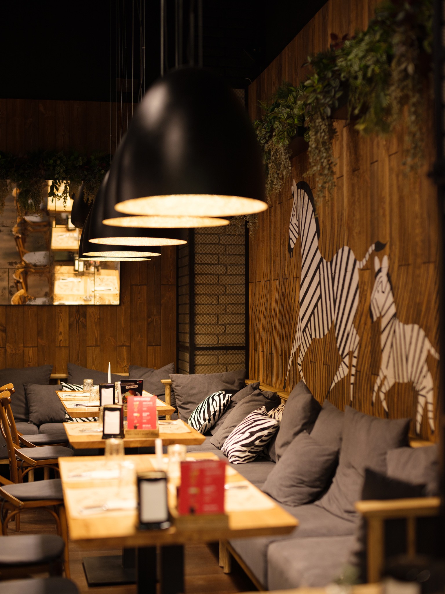 New York Street Pizza Zebra