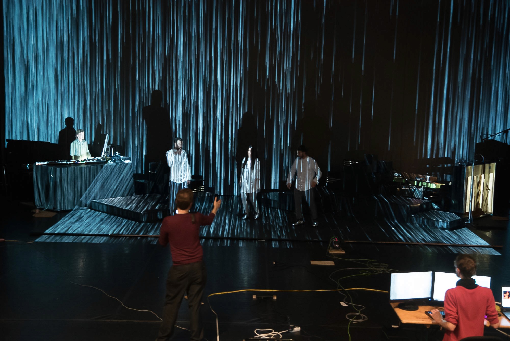 Resonance - augmented interactive performance installation