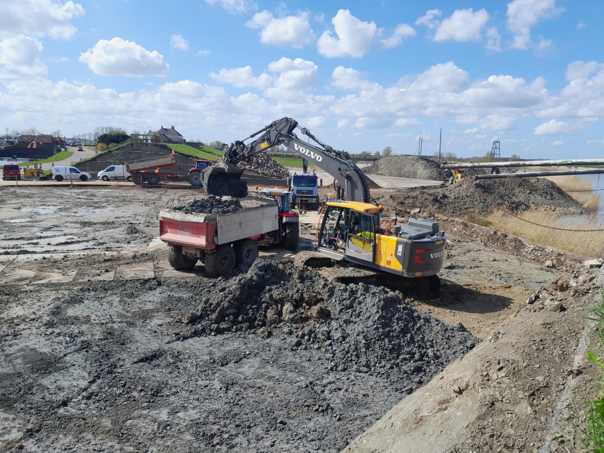 Bouw 110 batterijfundaties RWE