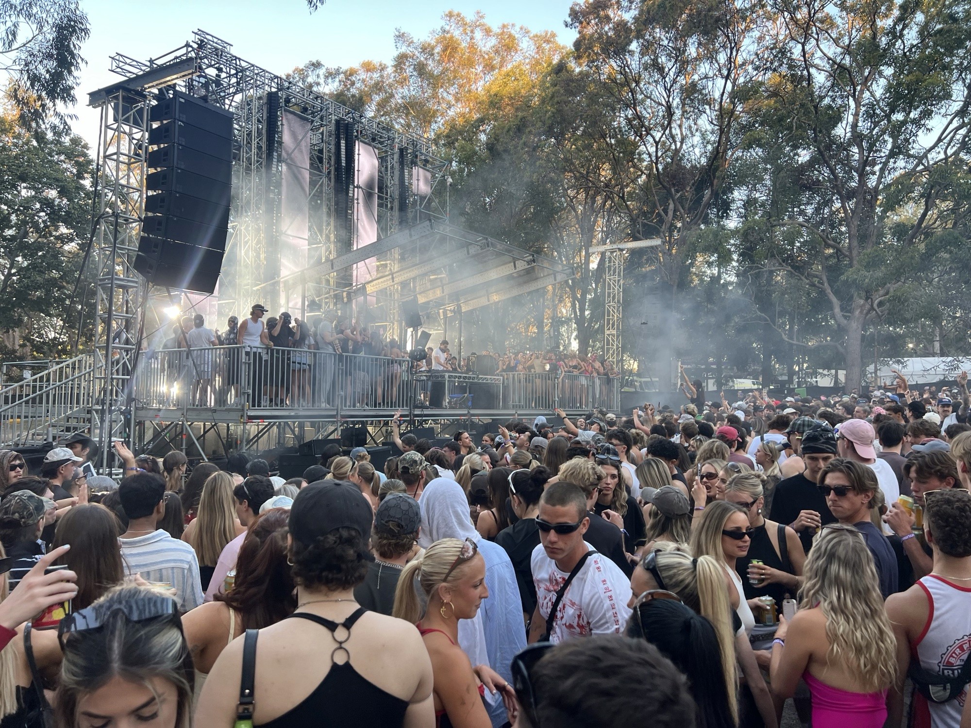 Circuit: punters on the stage, right next to the decks.