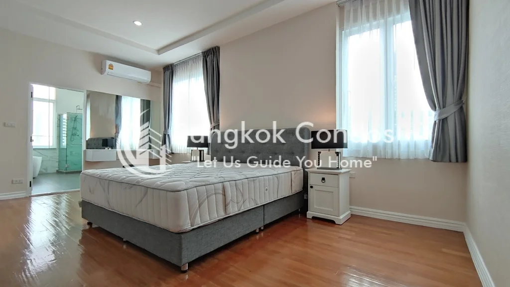 Pet Friendly 3 Bed Penthouse Thonglor PR Home II 5