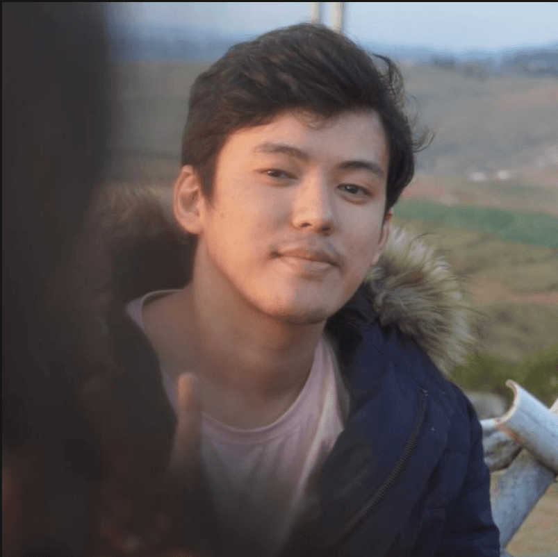 Person that says the Review