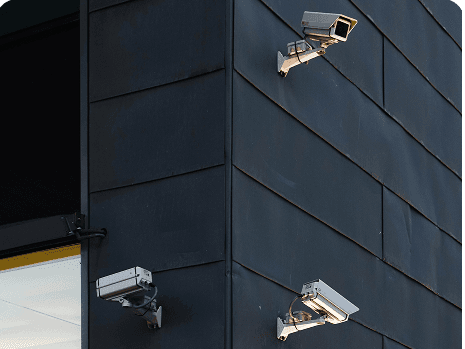 trois camera de surveillance 