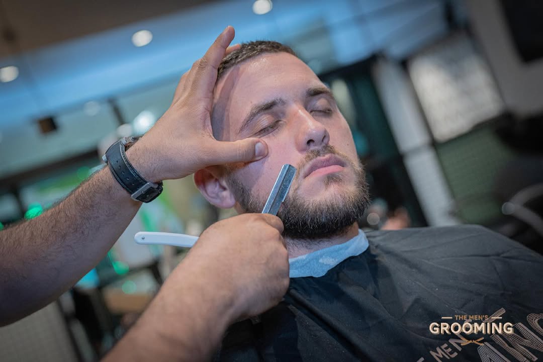 Barber in Stanhope Gardens