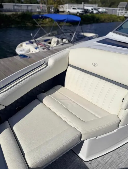 Boat thumbnail 3