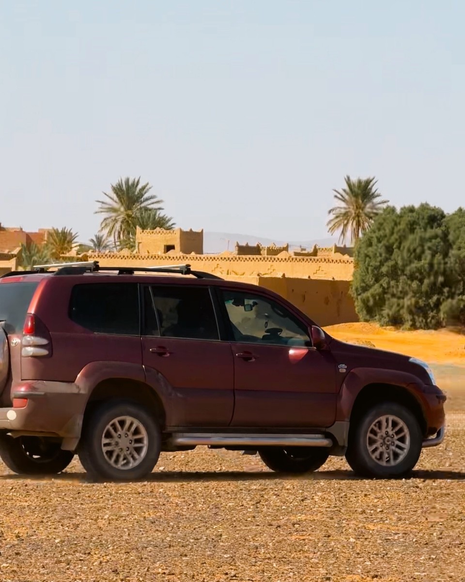 Катание на эндуро по пустыне