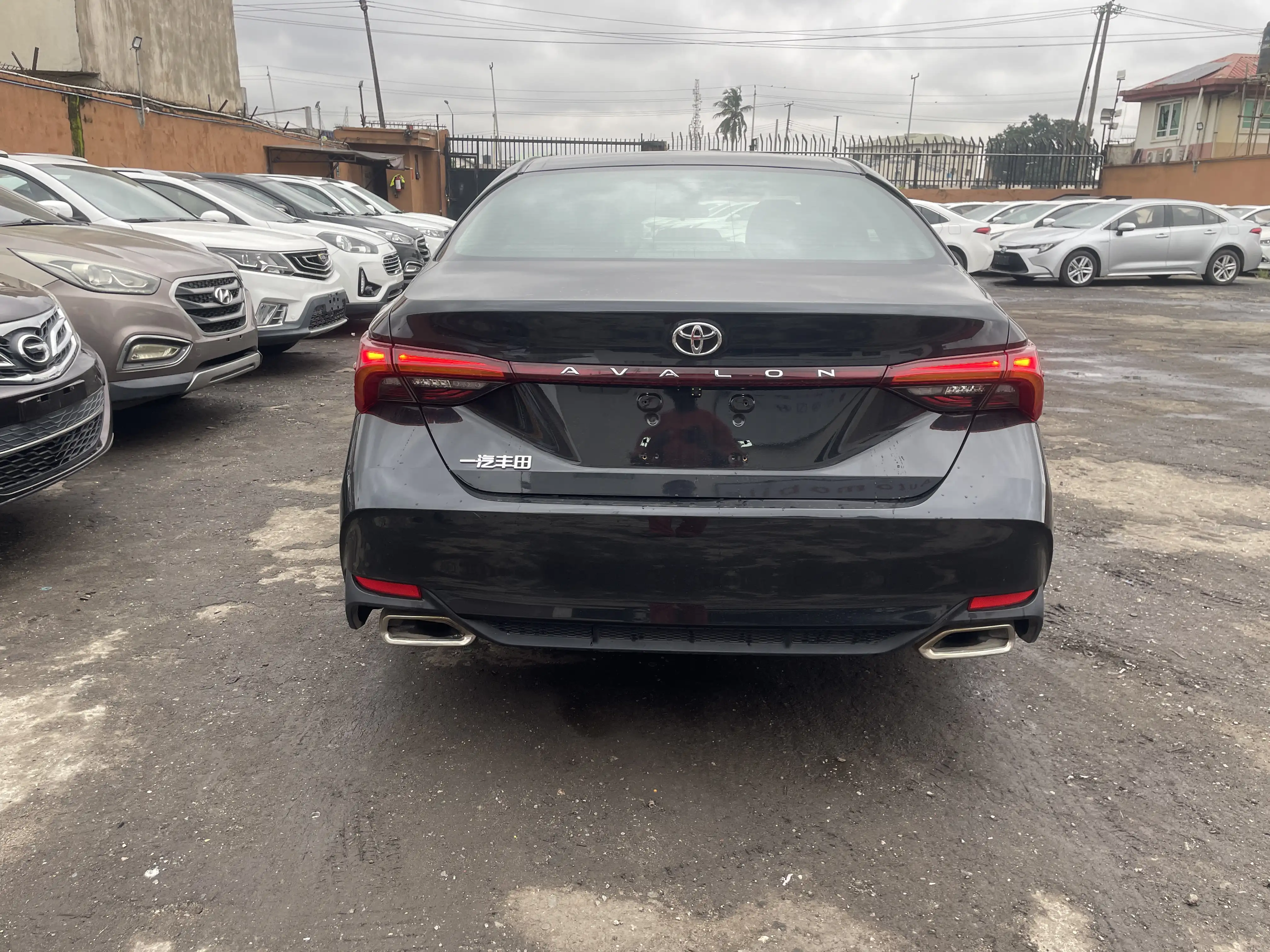 Toyota Avalon 2022