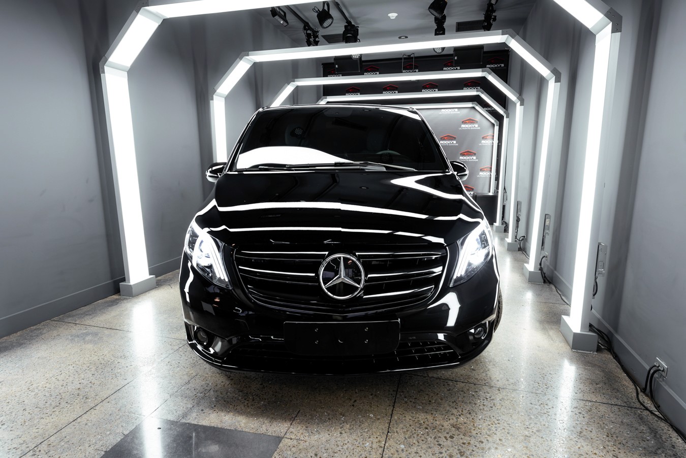 2023 Mercedes-Benz Metris Passenger, photo 2