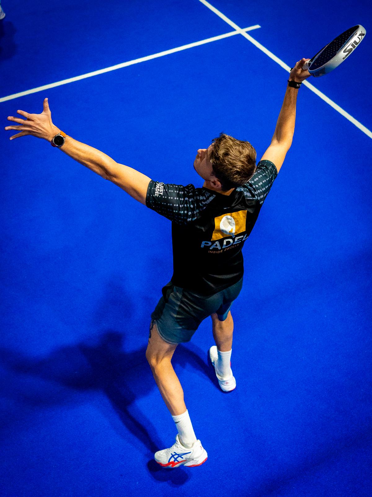 duo dat padel speelt