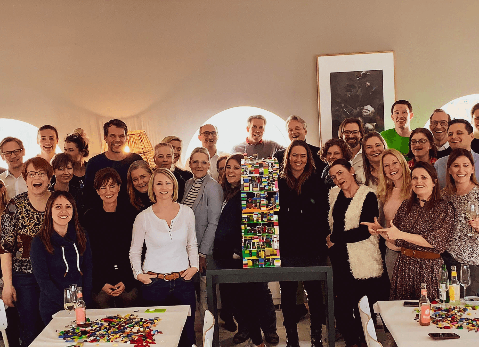 Kickoff Teamtage eines Teams mit LEGO Teambuilding