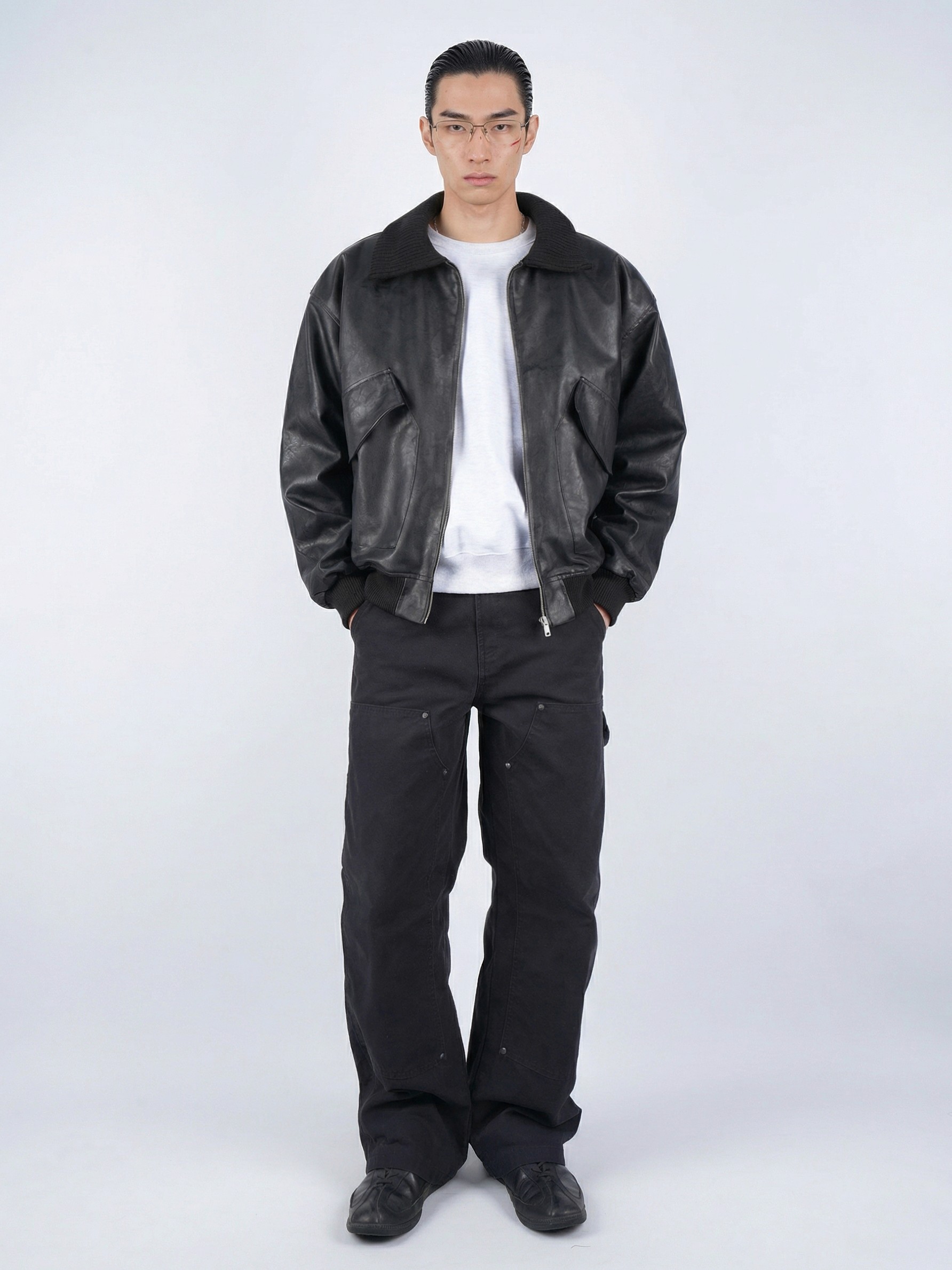 Black and white wave