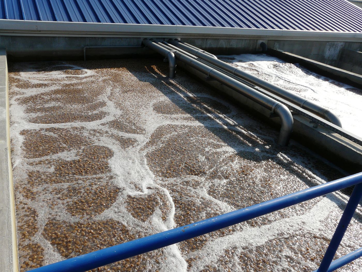HYBRATOR aeration grid and moving-bed biofilm carriers at Magyar Suzuki, Esztergom