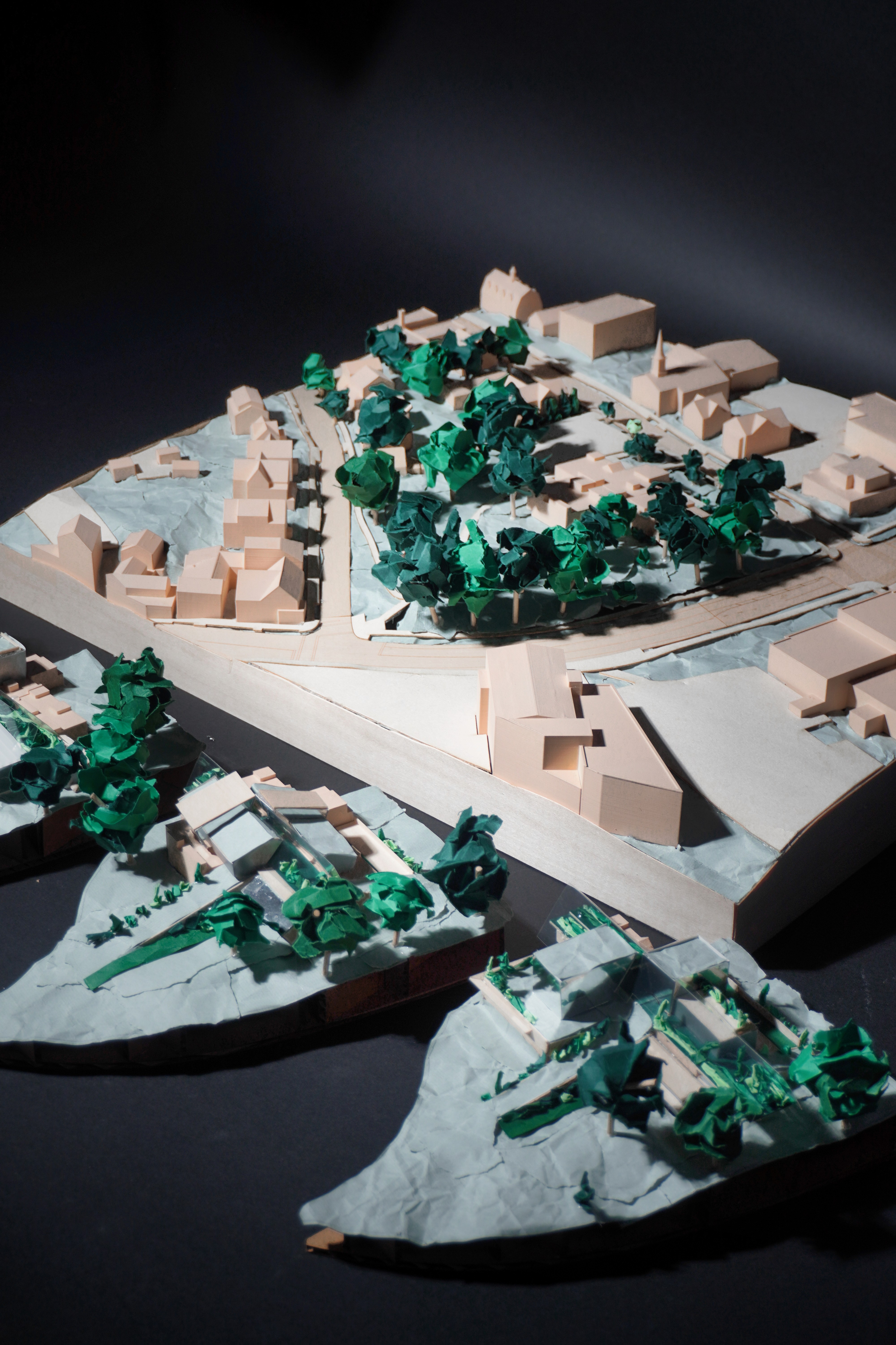 Quickly iterated through 10+ 1/32" sketch models.