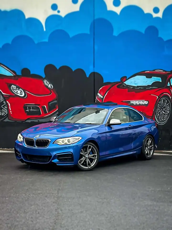 BMW M235i importée du Royaume-Uni