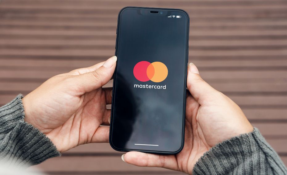 Bemobi e Mastercard lançam Click to Pay no Brasil para agilizar pagamentos digitais