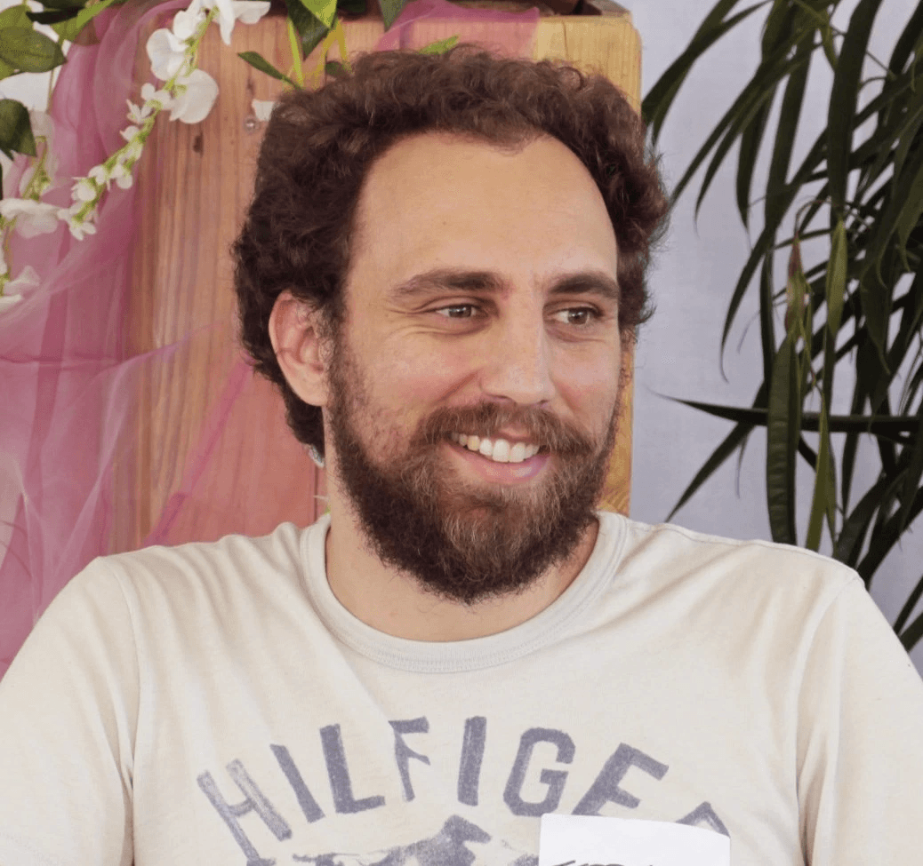 Image d’un guest à la Builders Factory :  Liste des mots clés :  expérience entrepreneuriale accélérateur de startups programme d'incubation Builders Factory Paris développement d'entreprise entrepreneuriat collectif hôtel particulier Paris création de startup projet entrepreneurial levée de fonds meet-up entrepreneurs défi entrepreneurial communauté entrepreneuriale accélération d’entreprise programme startup 30 jours projet d’entreprise Paris espace créatif Paris challenge startup builder startup France immersion entrepreneuriale