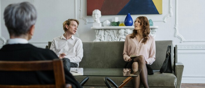 A couple on therapy session