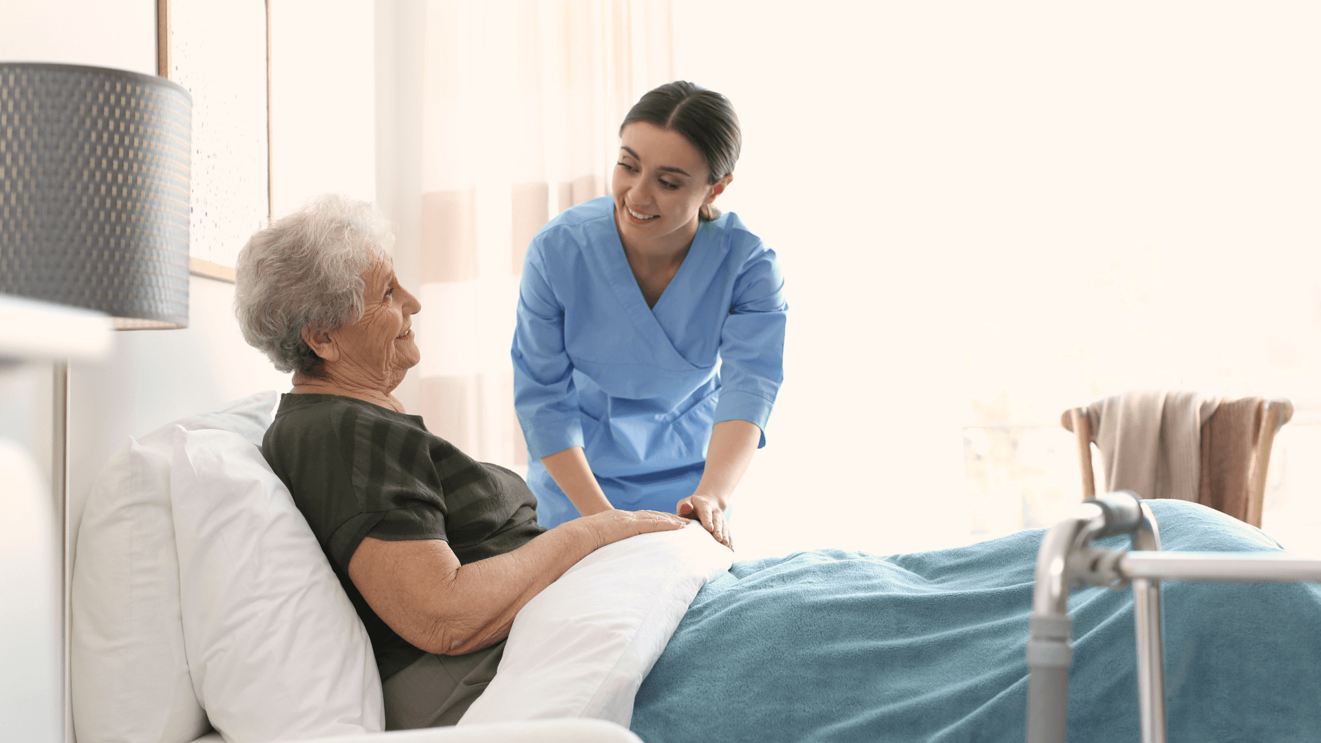 Two skyscrapers next to each other