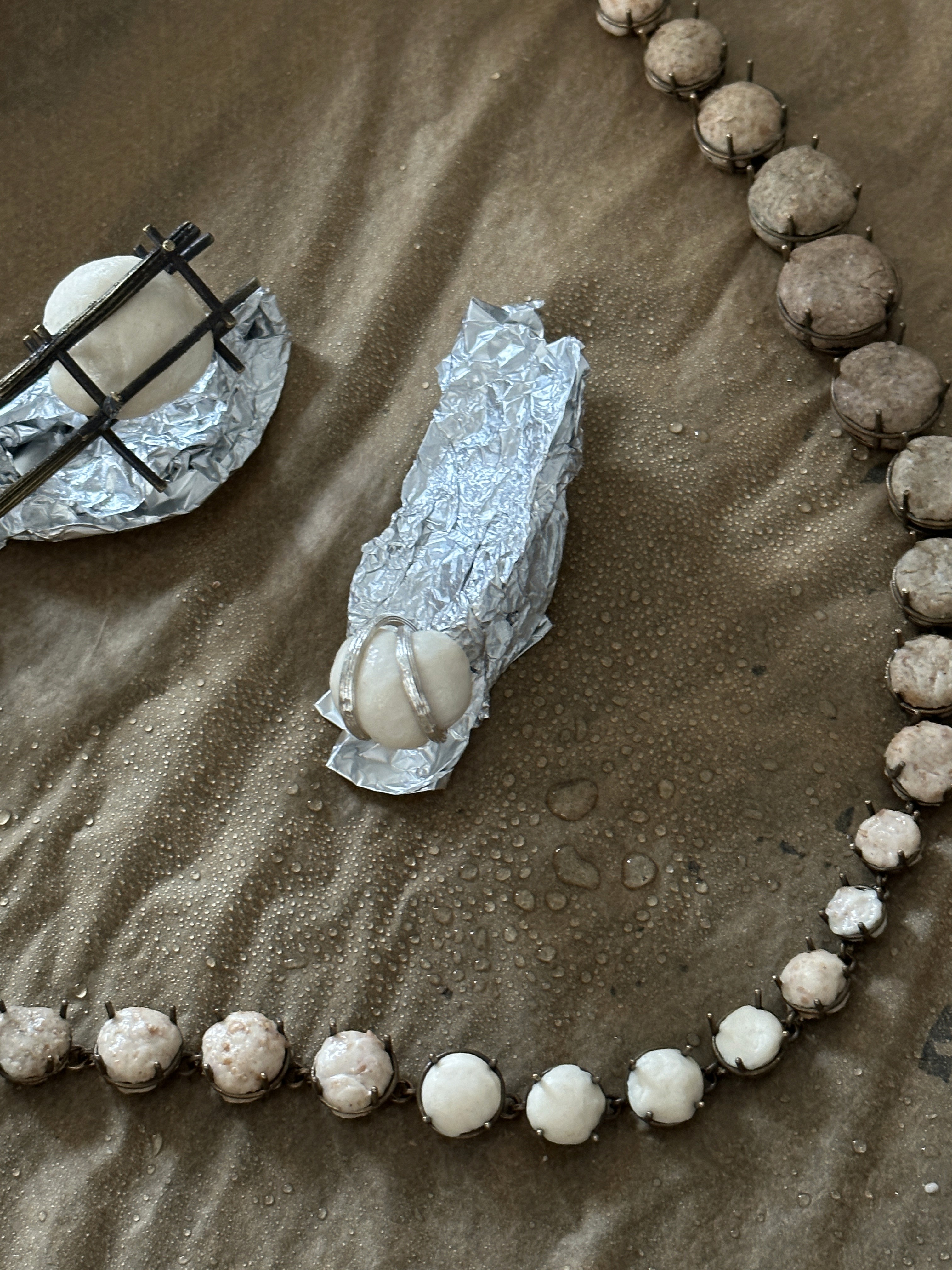 Process, from the Rising Jewellery Collection. Image courtesy of Cindy Xinyi Wu. 