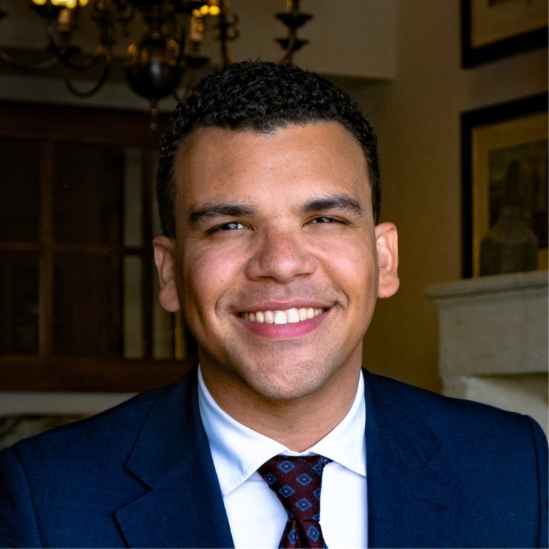 Oscar Medina, Senior Sales & Reservations  Coordinator - Hospitality