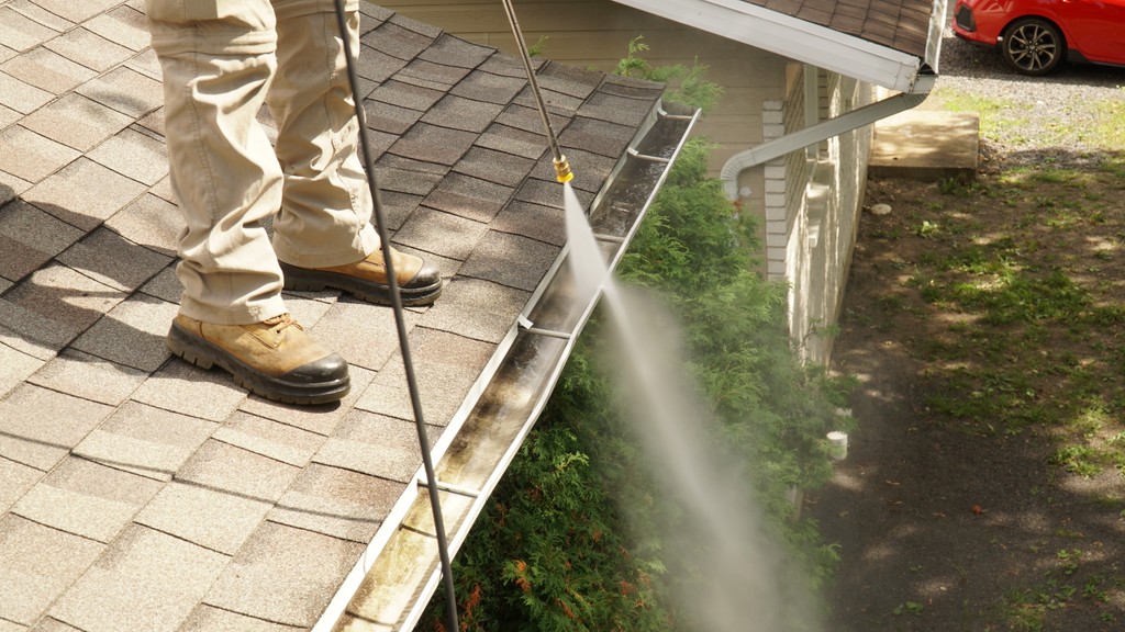Nettoyage de vitres extérieures d’une maison à Québec
