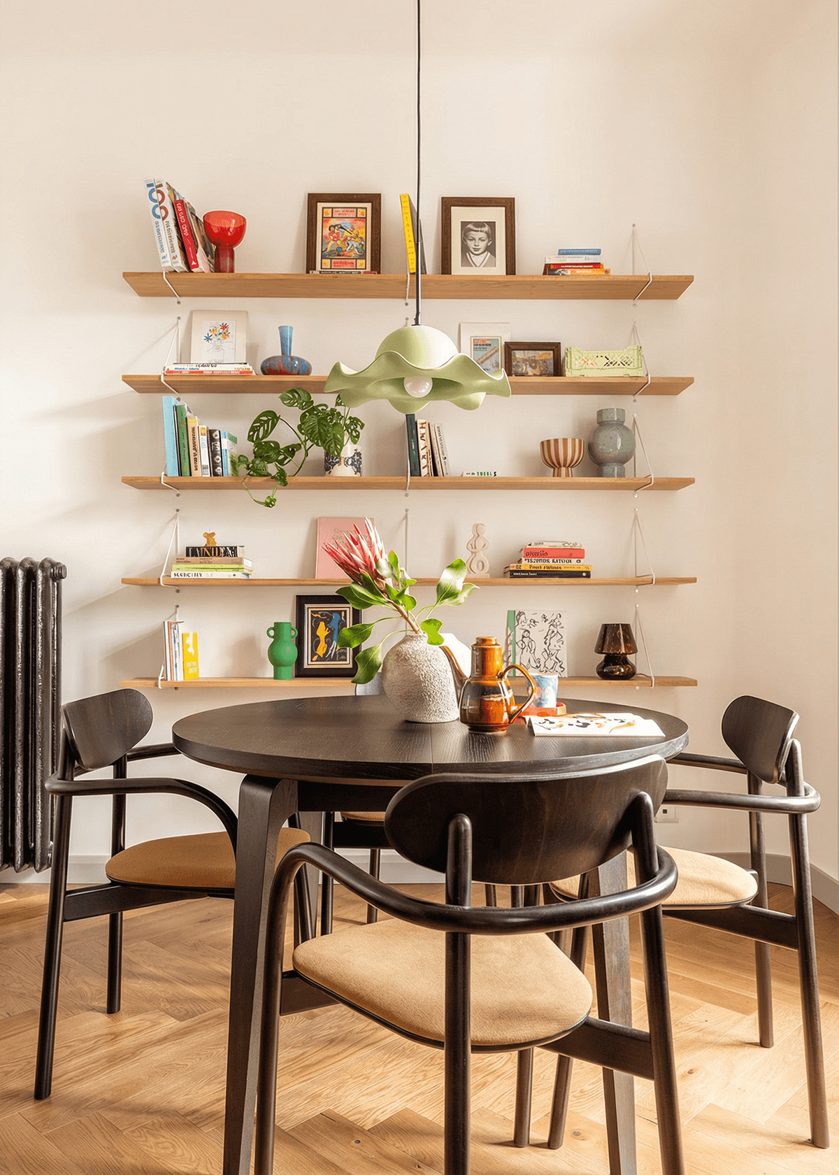 Luxury minimal chair